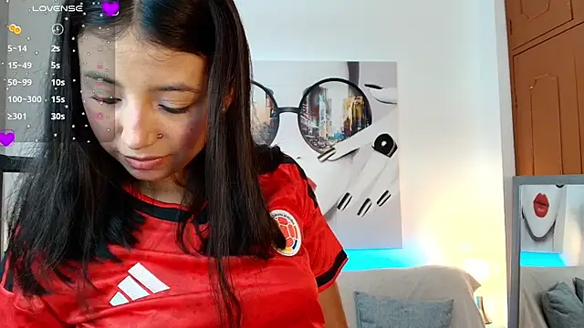 Luna Ferrer10 online show from 07.03.26