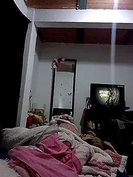 Snapshot of lunalizzy5 chatting on 04.14.26 lunalizzy5 online show from 04.14.26