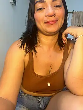 Snapshot of princess_Curves chatting on 05.23.26 princess Curves online show from 05.23.26