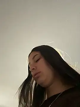 Lucyfer-fire online show from 04.29.26