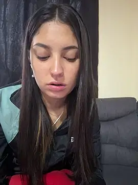 Lucyfer-fire online show from 05.12.26
