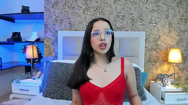 Snapshot of ValkyriaSteel chatting on 07.11.26 ValkyriaSteel online show from 07.11.26