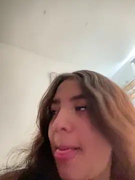 Snapshot of midarixxx chatting on 04.11.26 midarixxx online show from 04.11.26