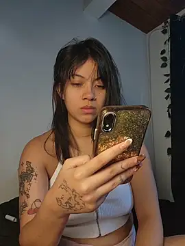 NefertitiXO online show from 06.07.26