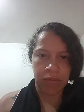 Snapshot of angelplu chatting on 04.11.26 angelplu online show from 04.11.26