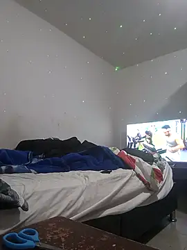 Snapshot of angelplu chatting on 04.13.26 angelplu online show from 04.13.26