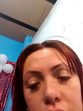 carolinhe26 online show from 04.11.26