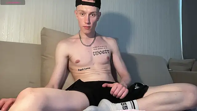 Snapshot of Travis_Gracile chatting on 05.15.26 Travis Gracile online show from 05.15.26
