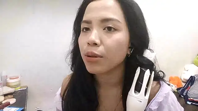 Snapshot of LiliyanaS chatting on 04.12.26 LiliyanaS online show from 04.12.26