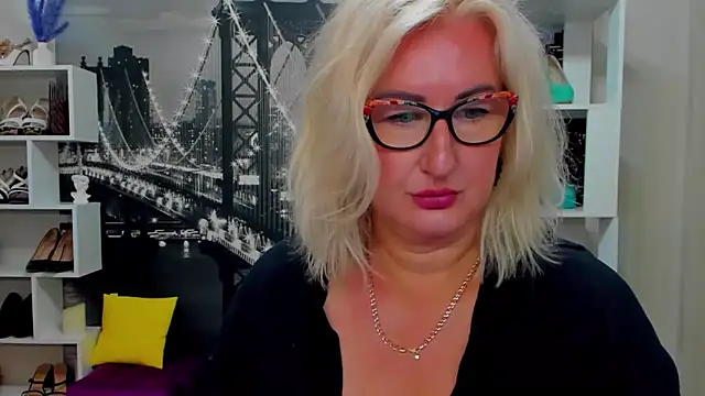 DianaFrances online show from 05.22.26