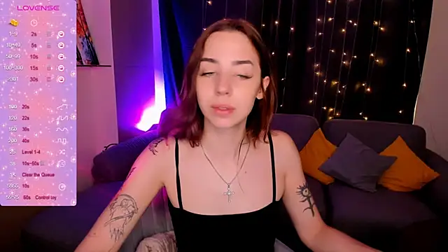 Snapshot of CharliGrace_ chatting on 07.11.26 CharliGrace online show from 07.11.26