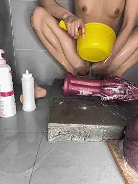 Snapshot of Sugar-Baby5 chatting on 04.16.26 Sugar-Baby5 online show from 04.16.26