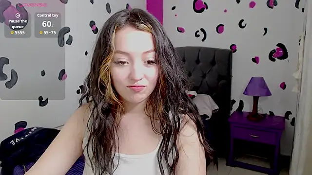 Snapshot of vero_doll12 chatting on 06.02.26 vero doll12 online show from 06.02.26