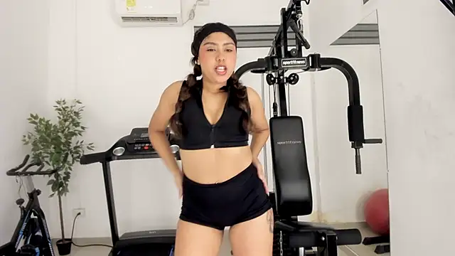 Mallory Lee online show from 05.05.26