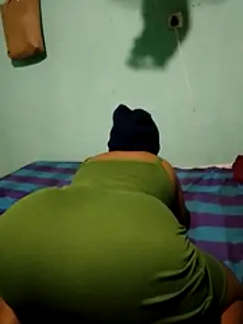 Snapshot of nisani_madusha chatting on 04.12.26 nisani madusha online show from 04.12.26