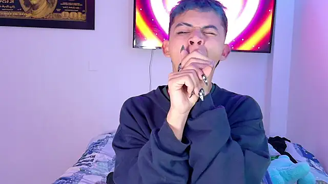 Apolo Prince1 online show from 05.14.26