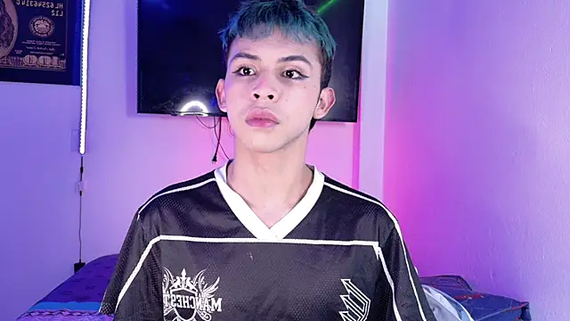 Snapshot of Apolo_Prince1 chatting on 06.19.26 Apolo Prince1 online show from 06.19.26