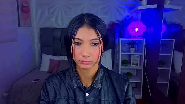 Snapshot of Perlaa_moon_ chatting on 07.14.26 Perlaa moon online show from 07.14.26