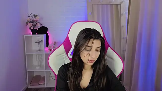 JasminAvily online show from 04.19.26