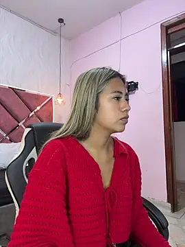 Kimmiebellarie online show from 04.21.26