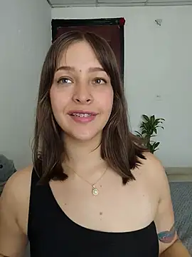Snapshot of Mari_Rouse chatting on 05.05.26 Mari Rouse online show from 05.05.26
