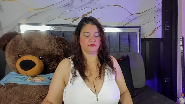 Lady LUCY69 online show from 05.06.26
