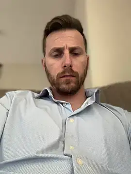 Snapshot of comegetit247 chatting on 04.11.26 comegetit247 online show from 04.11.26