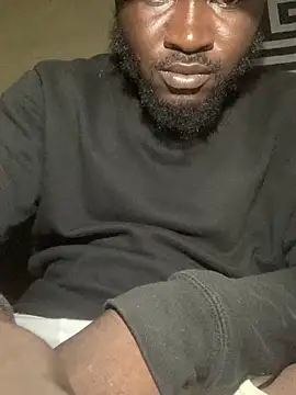 Snapshot of bobkingbige chatting on 04.14.26 bobkingbige online show from 04.14.26