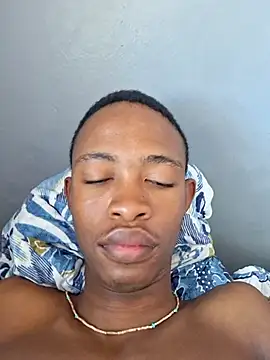 youngAndReckles online show from 04.15.26