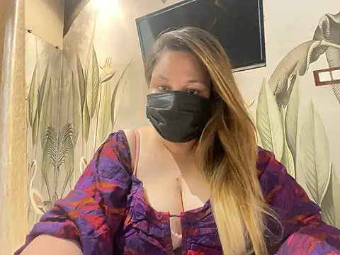 Snapshot of kavyasingh36 chatting on 04.18.26 kavyasingh36 online show from 04.18.26