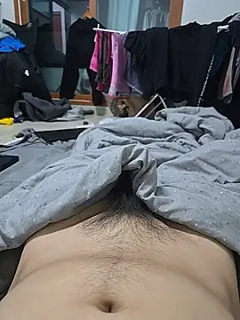 Snapshot of uju8251 chatting on 04.12.26 uju8251 online show from 04.12.26