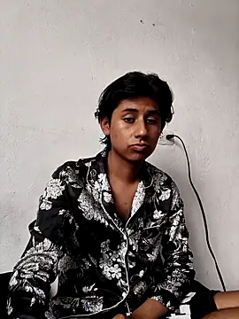 Ericahot3 online show from 04.15.26