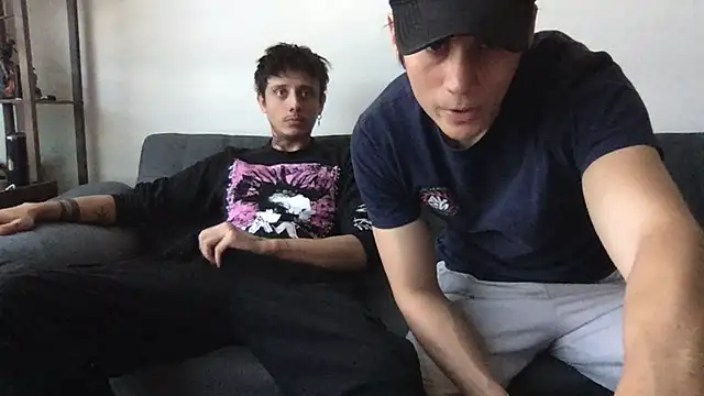Snapshot of Chrixtopherobin chatting on 04.29.26 Chrixtopherobin online show from 04.29.26