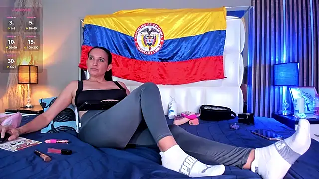 Snapshot of MILF_AURORA chatting on 07.09.26 MILF AURORA online show from 07.09.26