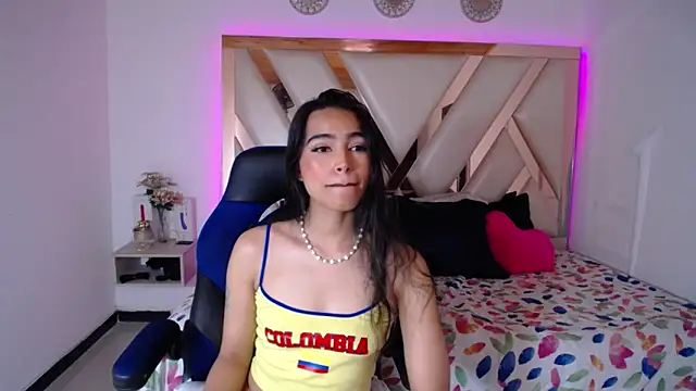Miaa ferrari1 online show from 06.17.26
