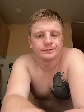 Snapshot of TomSexyTom chatting on 04.12.26 TomSexyTom online show from 04.12.26