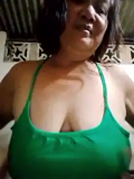 jeanyummytits online show from 06.03.26