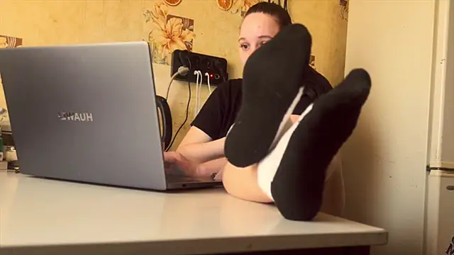 milamisss online show from 05.15.26