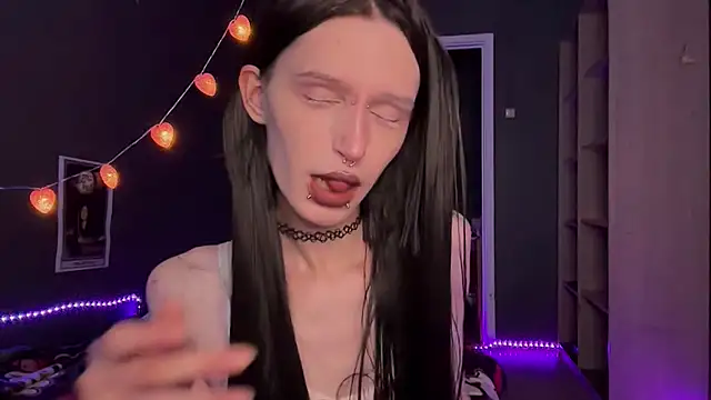 Niky Long online show from 05.04.26