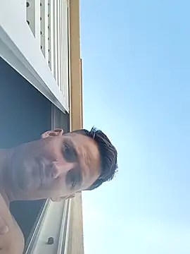 welltommy2001 online show from 04.25.26