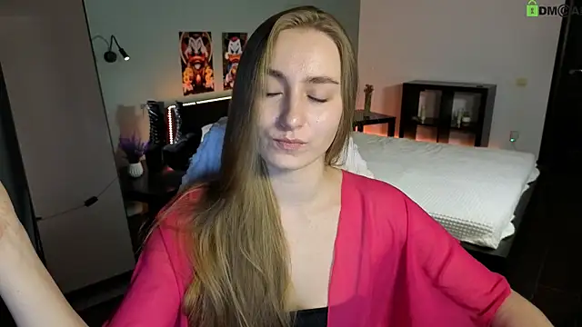 Your Emily25 online show from 04.21.26