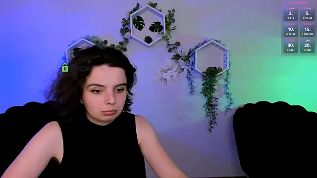 nikki kiss  online show from 06.14.26