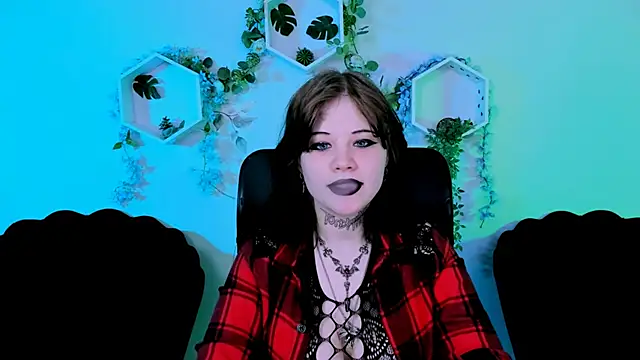 nikki kiss  online show from 06.15.26
