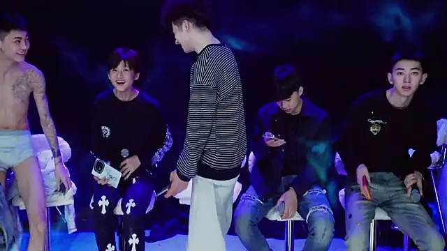 Snapshot of GAY-BOYS8888 chatting on 04.14.26 GAY-BOYS8888 online show from 04.14.26