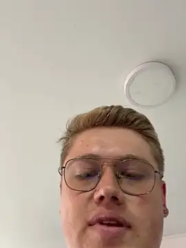 SecretOfficeX online show from 04.13.26