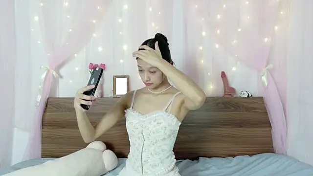 shy pink doll online show from 07.21.26