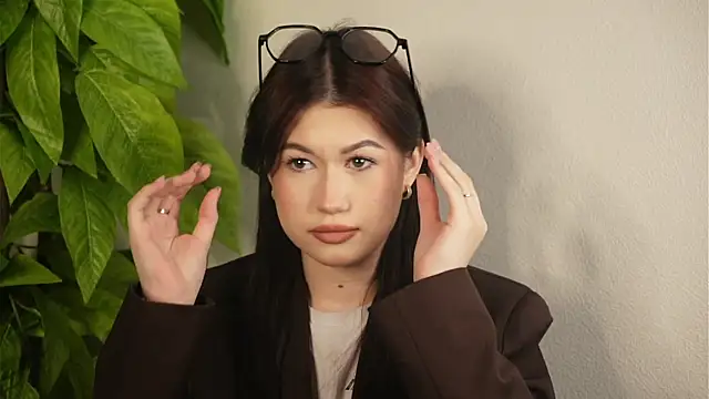 Snapshot of CiaraAncar chatting on 04.16.26 CiaraAncar online show from 04.16.26