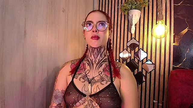 Atenea Red online show from 06.15.26