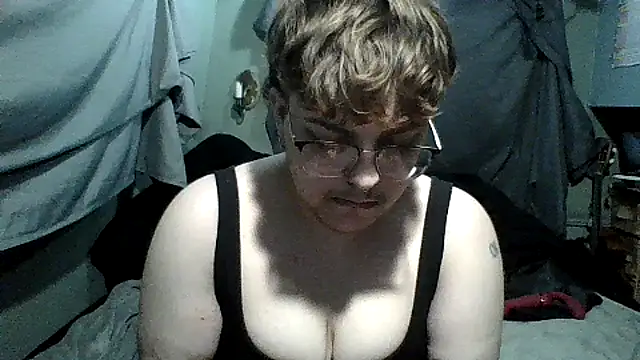 BashfulEmby online show from 04.14.26