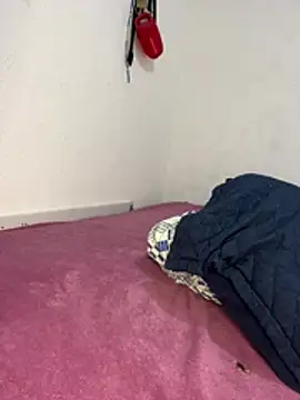 BabyDiferenciada01 online show from 04.19.26